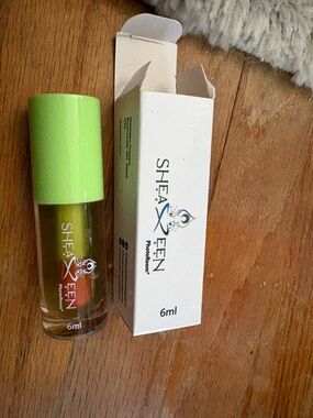 Lip Oil Balm — Green Tint